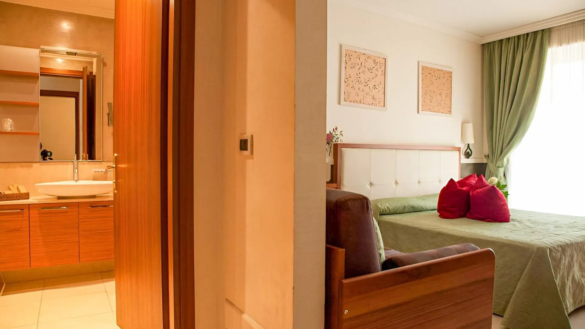 Hotiday Room Collection - Alassio Centro Italy