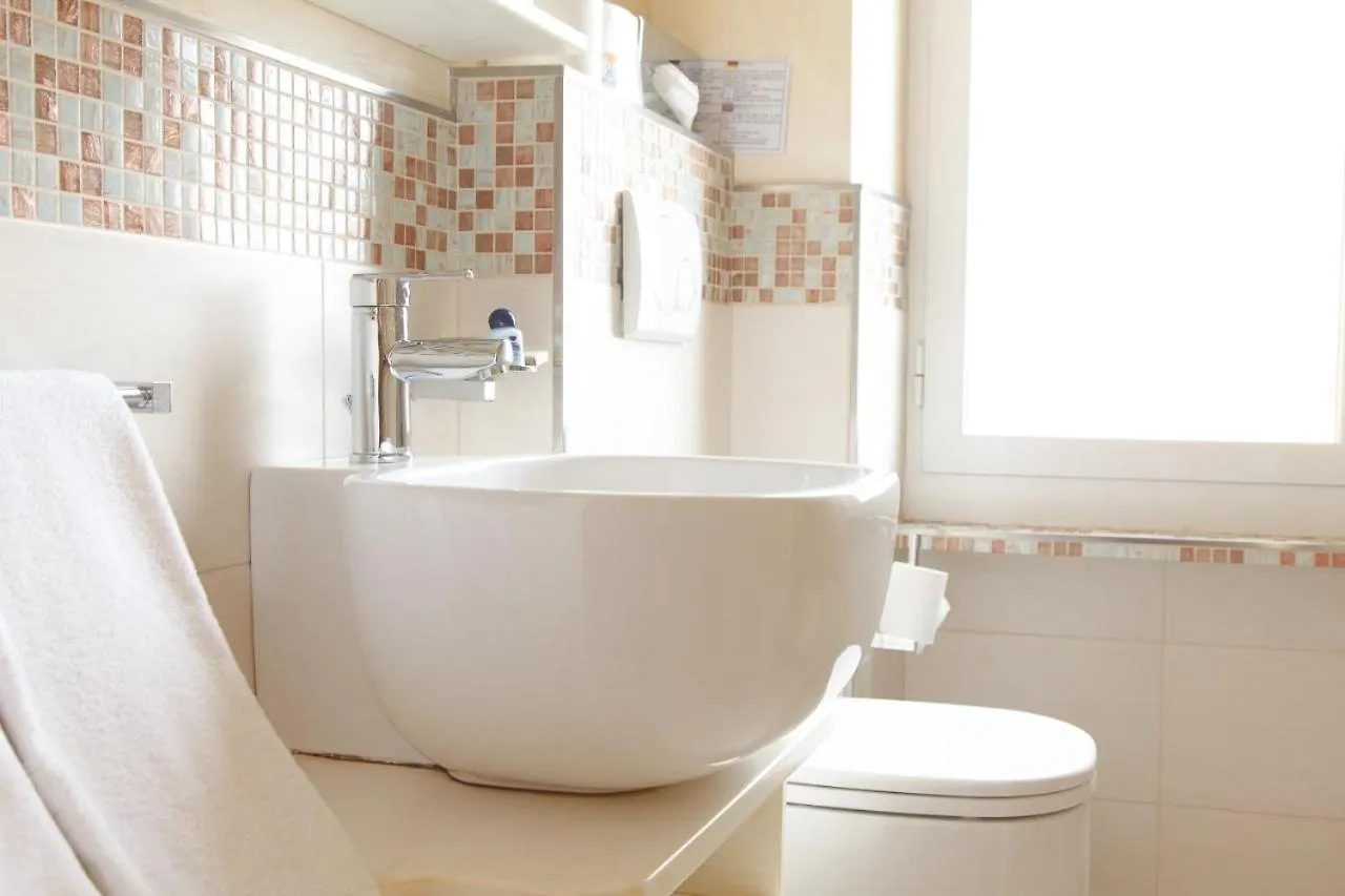Hotiday Room Collection - Alassio Centro Hotel