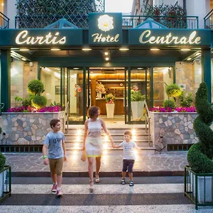 3* Hotel Curtis
